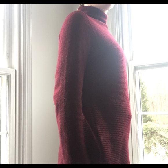 c a s h m e r e  c h a r t e r  c l u b - Picture 4 of 6